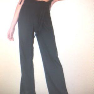 Guess women's Shelby high waist pant, jet black, size XS/TP, new in package